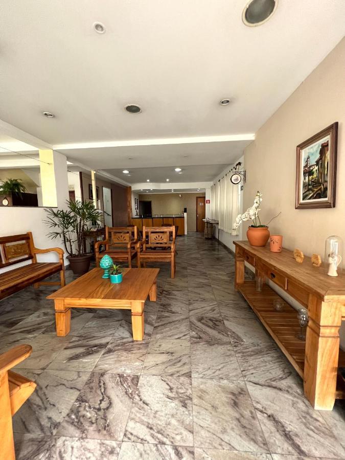 Hotel Thermas Da Mantiqueira - Pocos De Caldas - De Frente Para A Praca Central E Relogio Floral Екстериор снимка