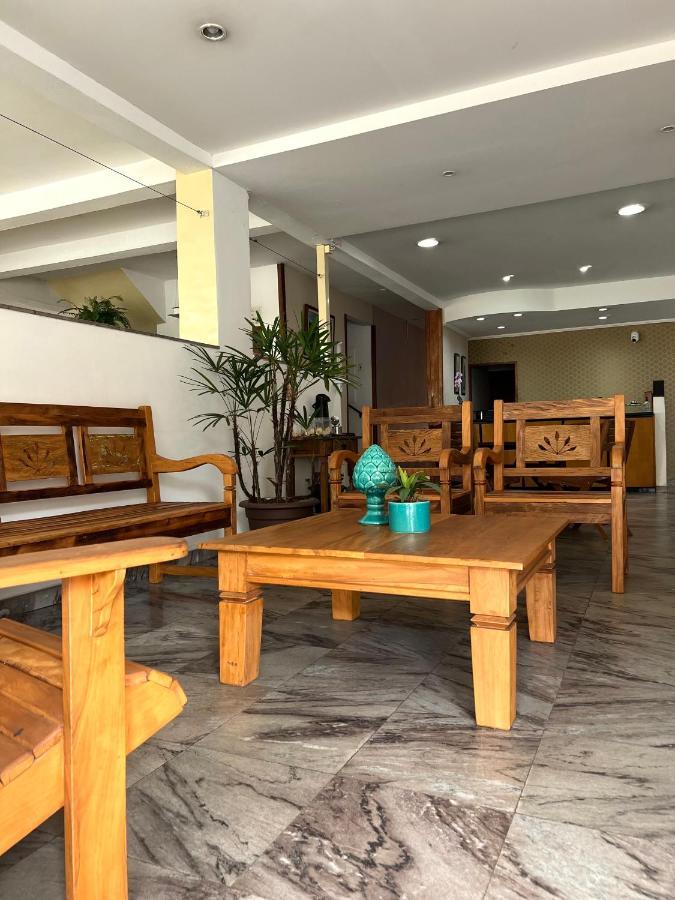 Hotel Thermas Da Mantiqueira - Pocos De Caldas - De Frente Para A Praca Central E Relogio Floral Екстериор снимка