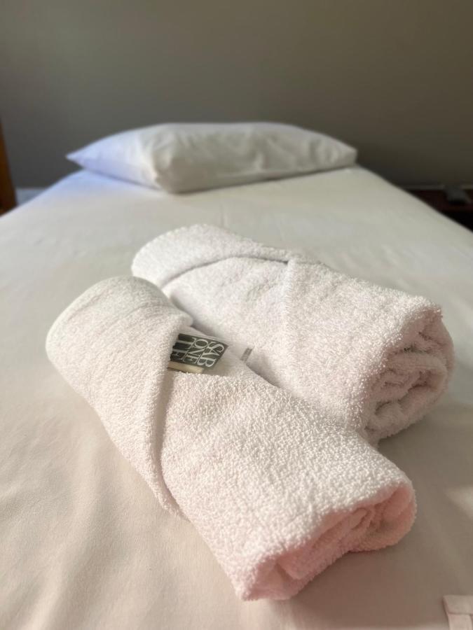 Hotel Thermas Da Mantiqueira - Pocos De Caldas - De Frente Para A Praca Central E Relogio Floral Екстериор снимка