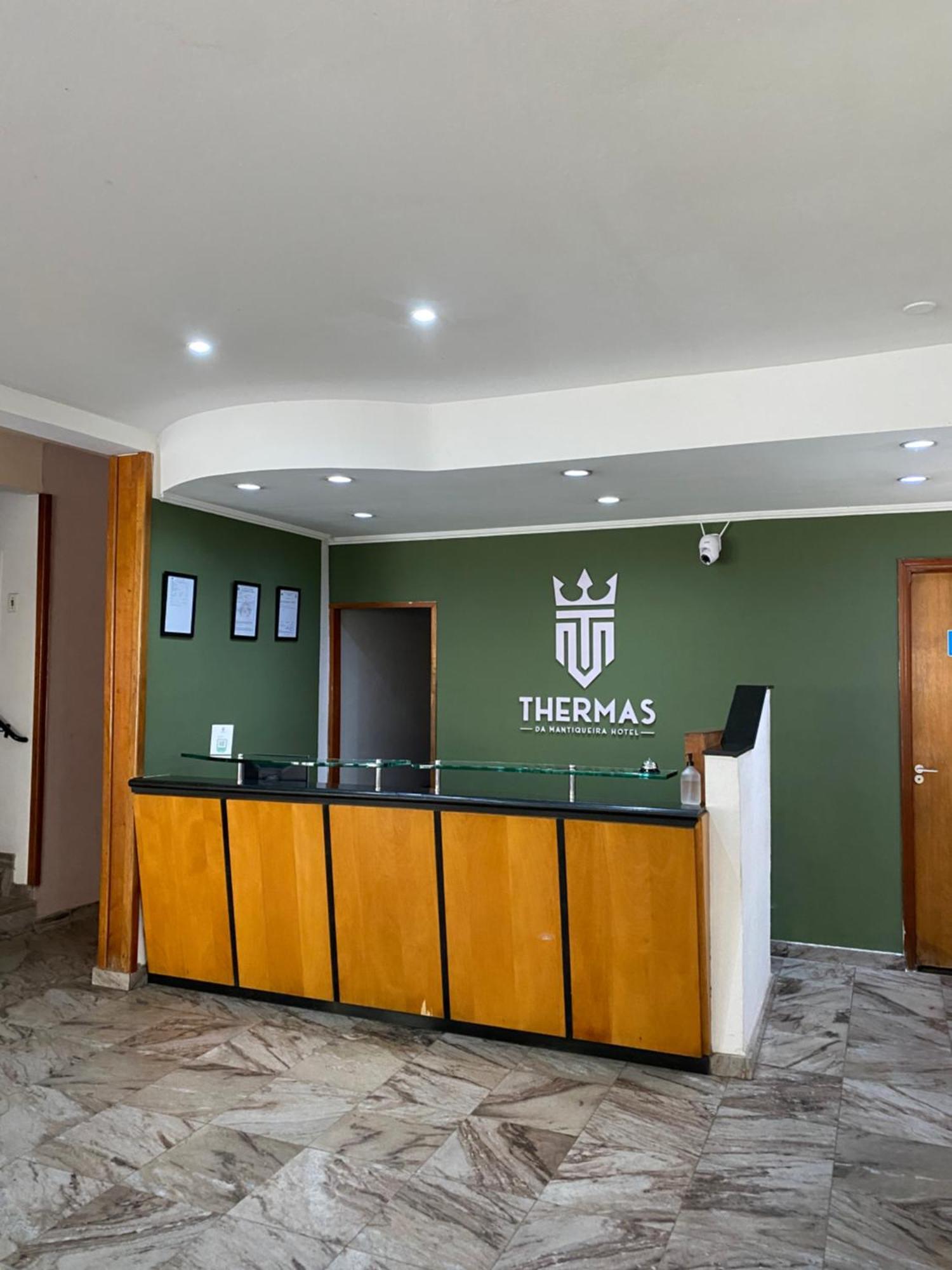 Hotel Thermas Da Mantiqueira - Pocos De Caldas - De Frente Para A Praca Central E Relogio Floral Екстериор снимка